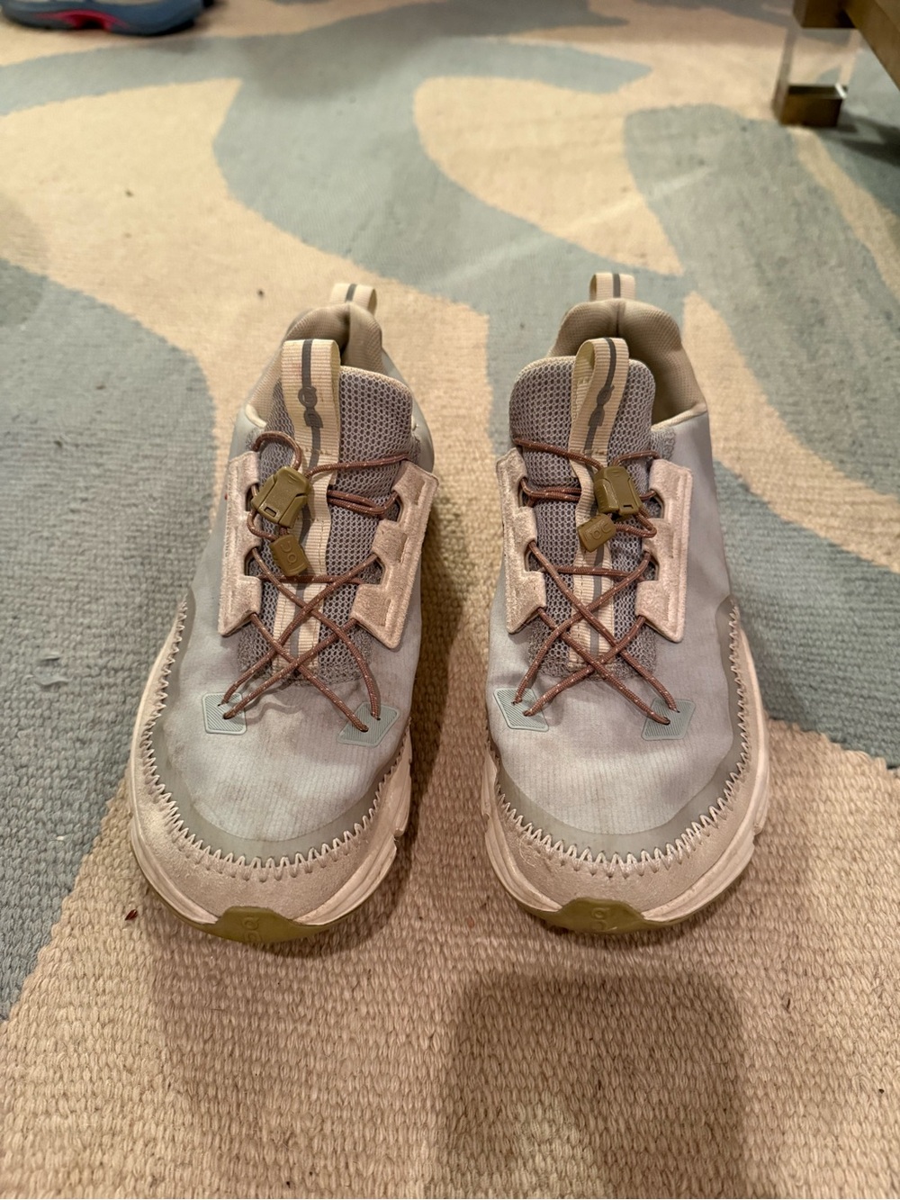 On cloud Light Gray Sneakers
